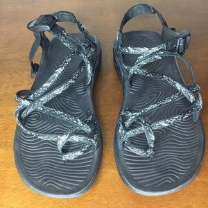 Chaco Black & Gray Strappy Women's Sandals Size 10